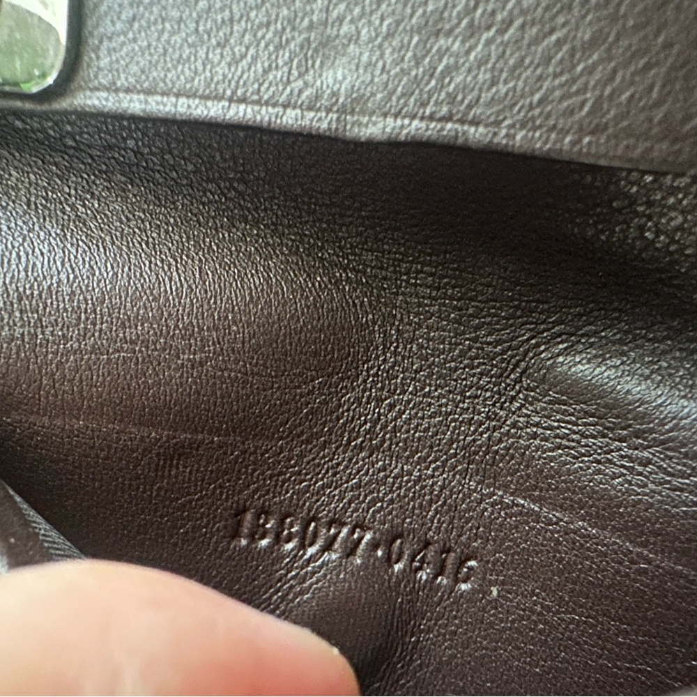 Gucci Key Holder - Picture 9 of 9